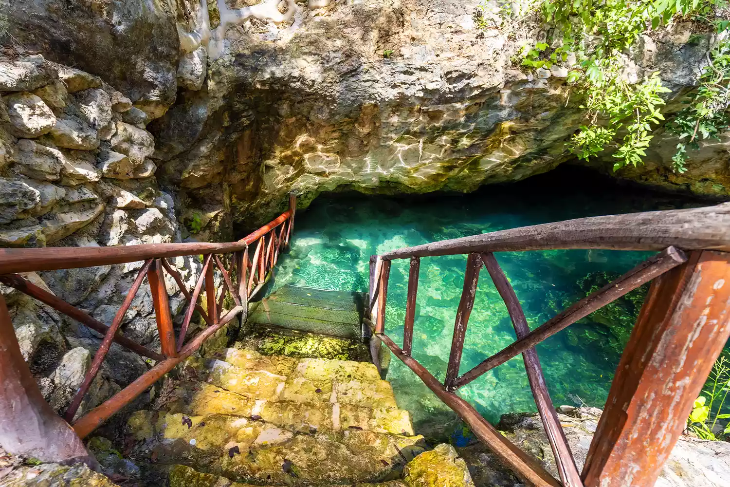 Cenote Casa Tortuga pittoresque près de Tulum et Playa Del Carmen