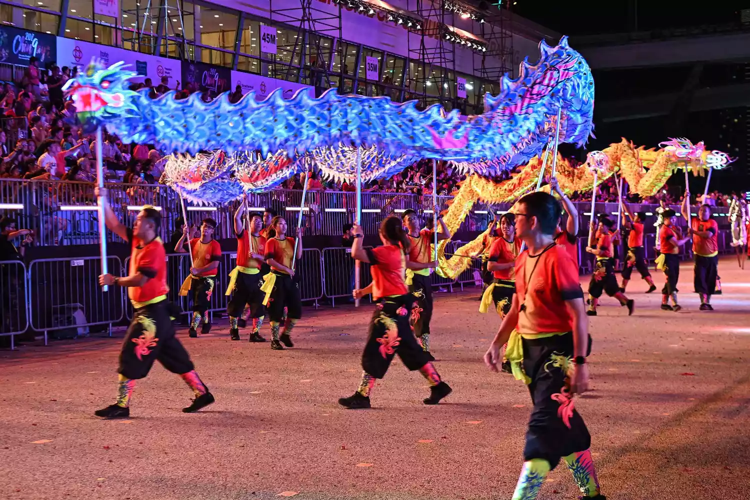 Des artistes participent à la parade annuelle du Nouvel An chinois Chingay à Singapour le 15 février 2019. - La parade Chingay est un défilé de rue annuel organisé à Singapour depuis 1974 pour célébrer le Nouvel An lunaire et les cultures multiethniques.