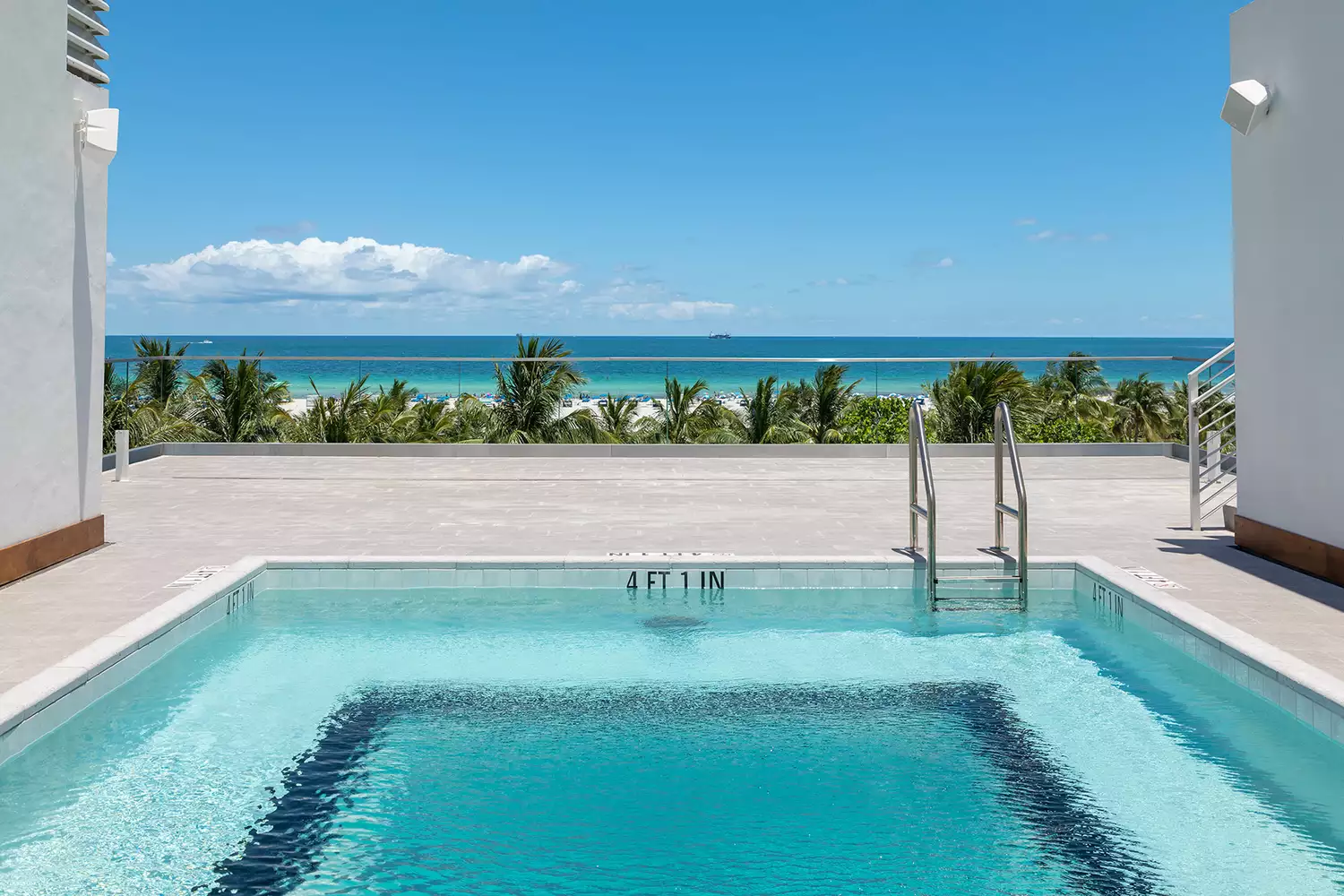 Pool at The Gabriel South Beach