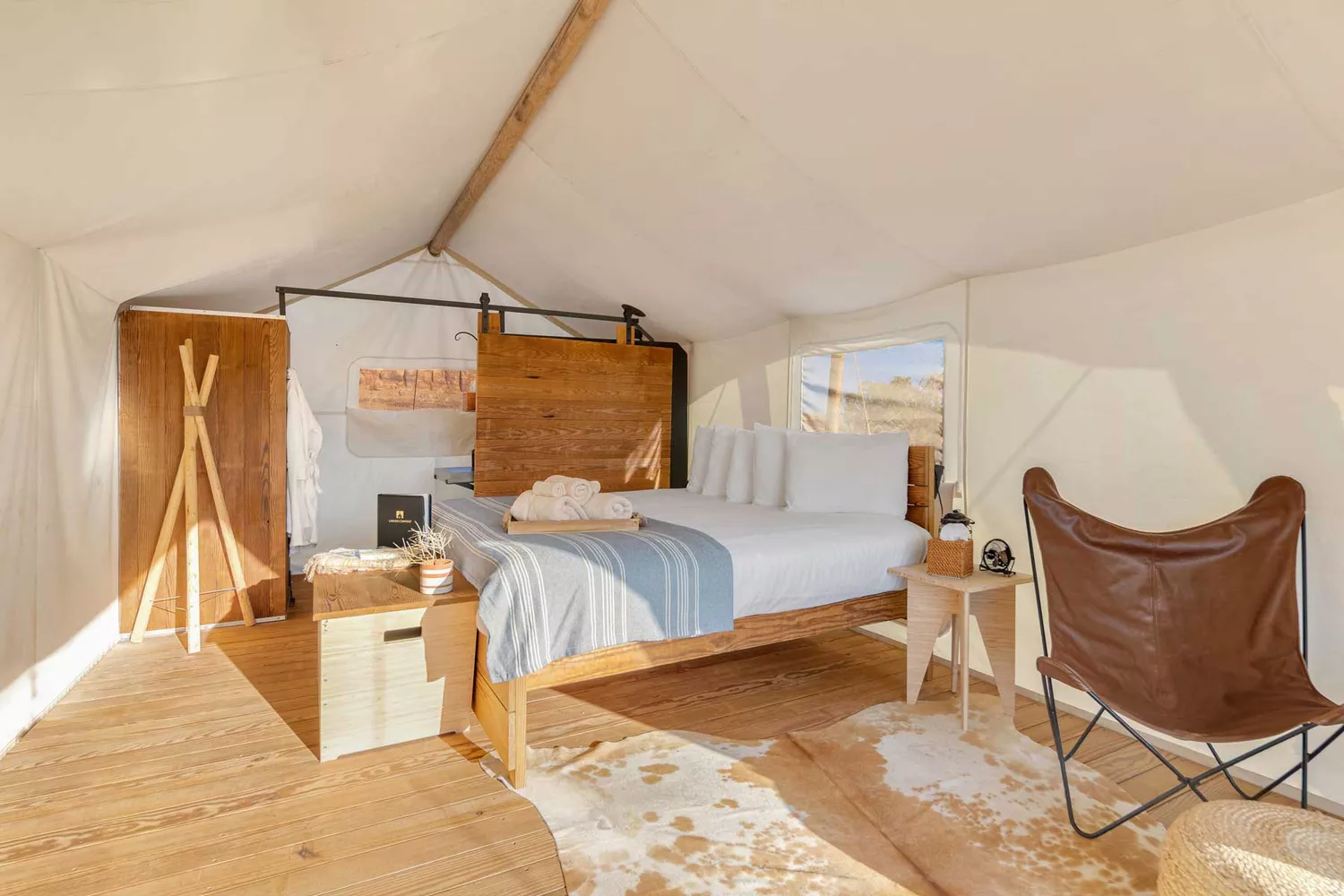 Under Canvas luxury camping tent in Bryce Canyon