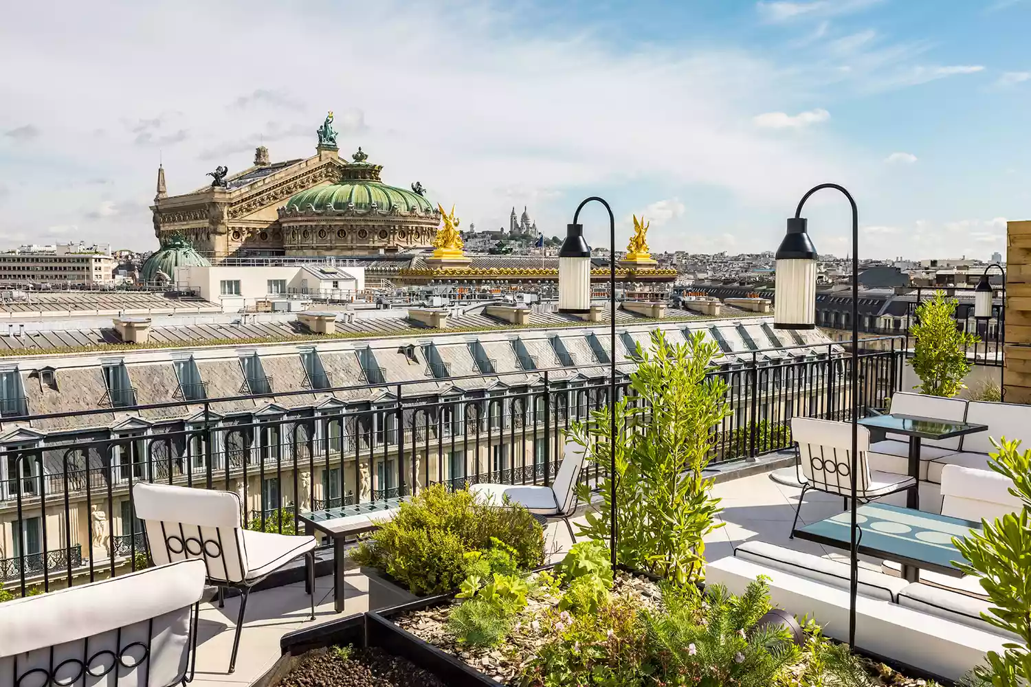 Le rooftop du Kimpton St Honoré Paris