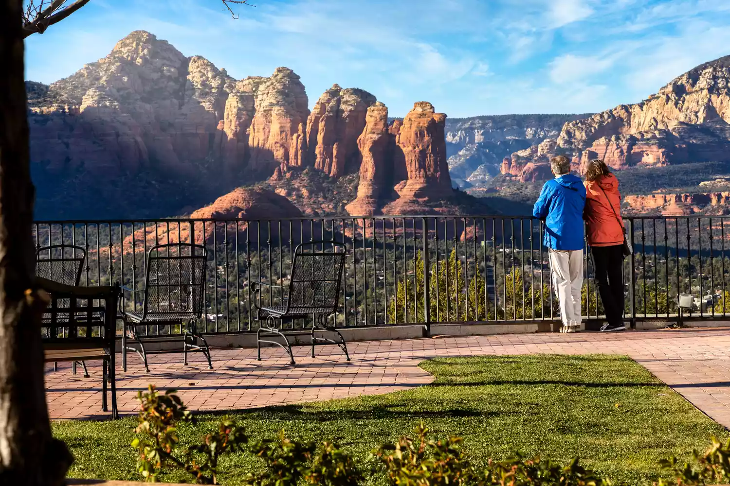 A couple looking at the overlook view at Sky Ranch Lodge