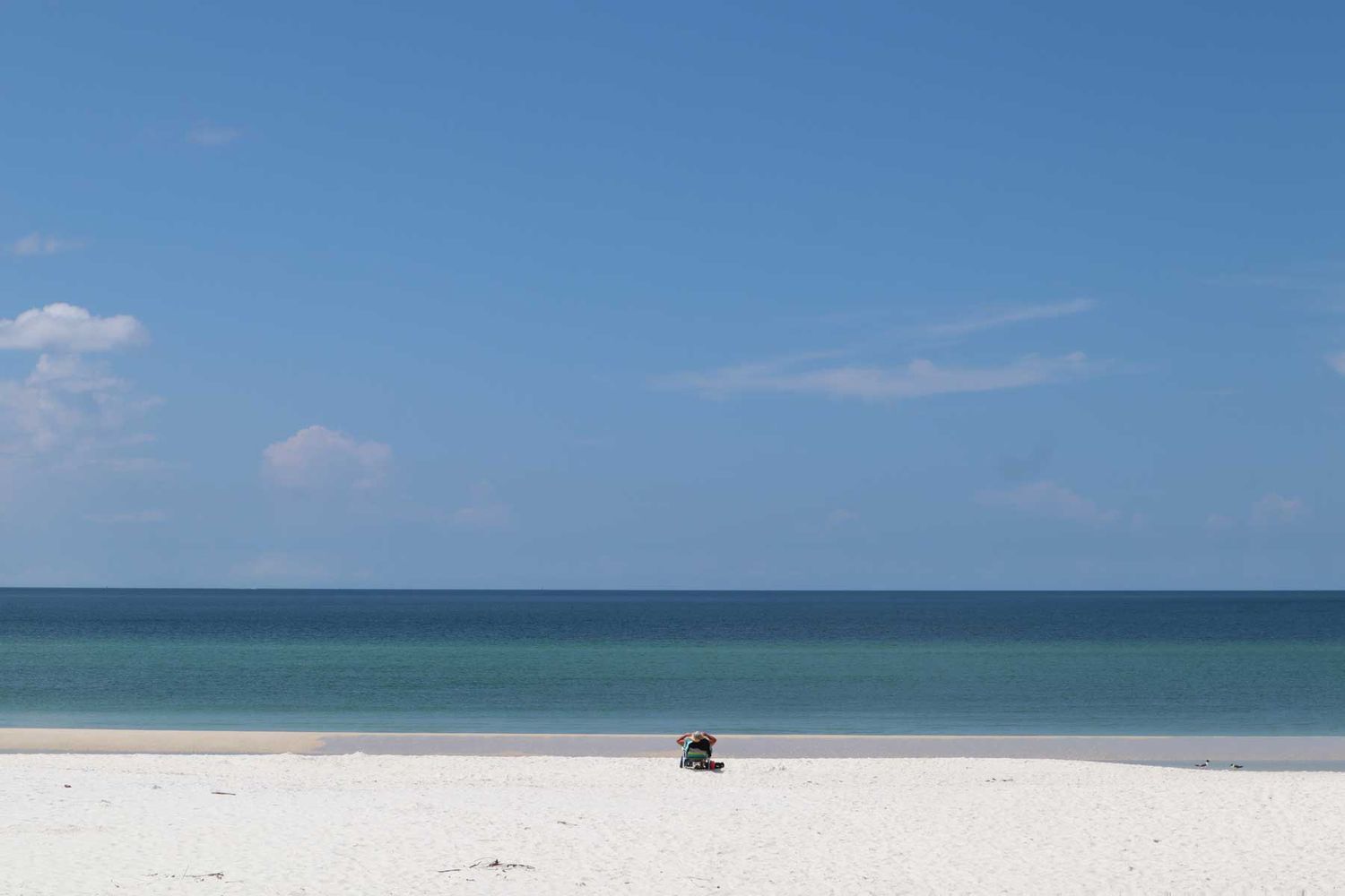 Une plage en Floride célèbre pour son sable de quartz cristallin