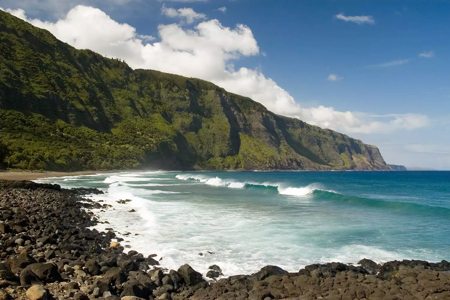 Awahua Bay and N Molokai pali in Kalaupapa Peninsula National Historic Park.