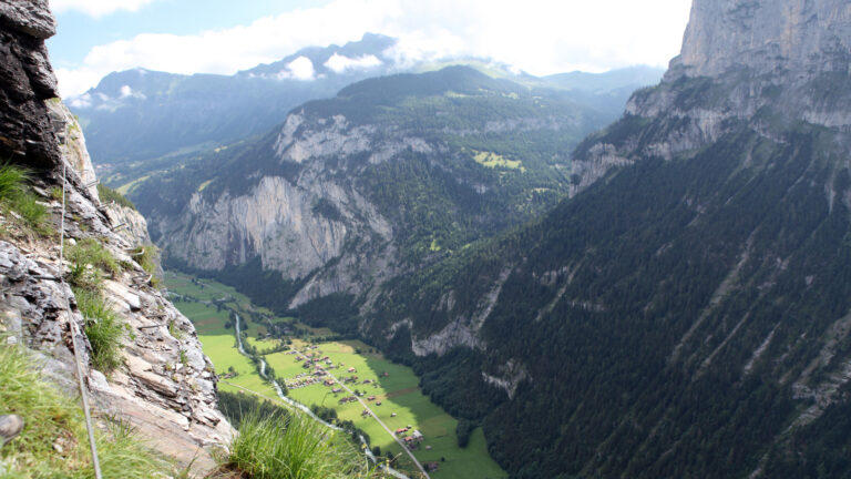 Un Voyage Époustouflant à Travers les Montagnes Européennes