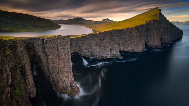 Lac Sørvágsvatn, Îles Féroé